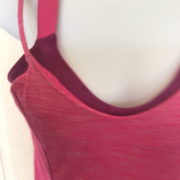 LULULEMON RUN FOR GOLD TANK TOP WITH BRA SIZE 6 - Picture 8 of 13